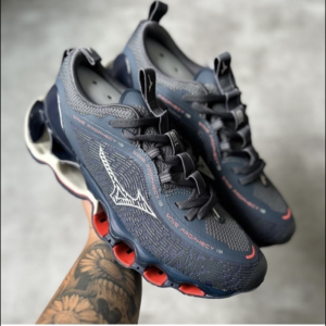 Mizuno Wave Prophecy 13