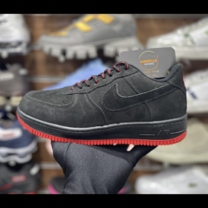 Nike Air Force One Preto/Vermelho
