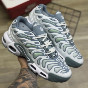 Air Max Plus Drift
