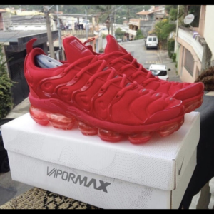 Vapormax Plus Vermelho